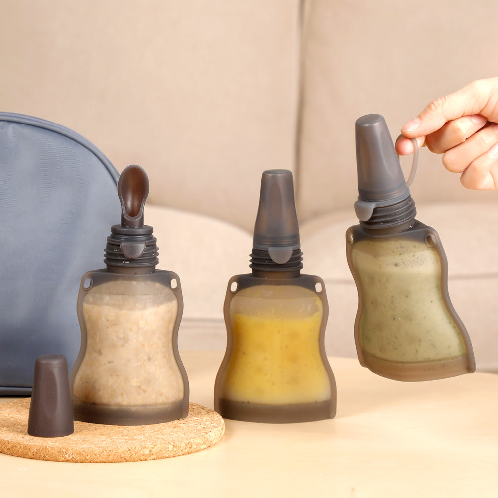 Silicone Pouch With Feeding Spoon (130ml).